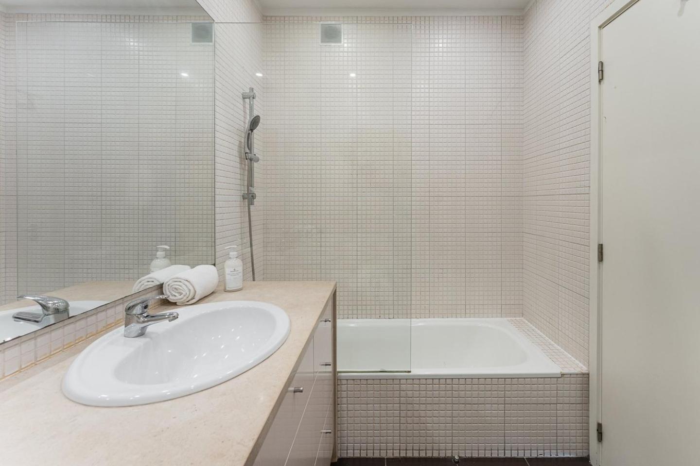 Guestready - Fantastic Apt Overlooking Douro River Porto Eksteriør billede