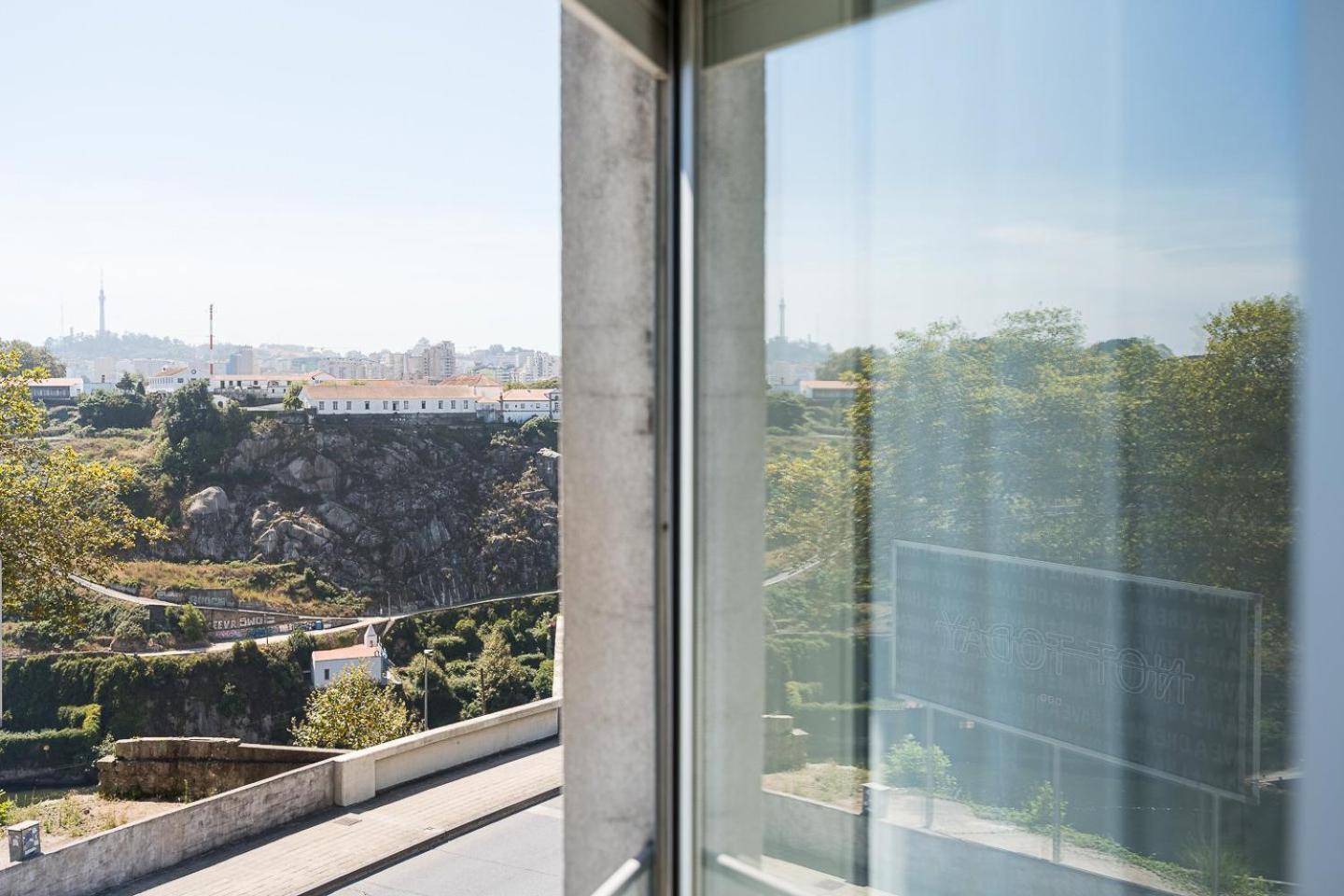 Guestready - Fantastic Apt Overlooking Douro River Porto Eksteriør billede